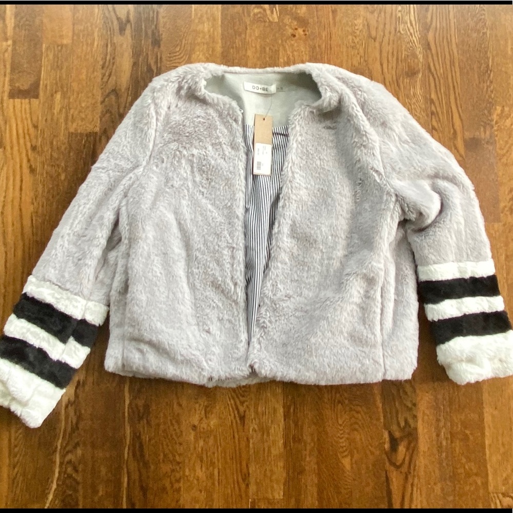 DO+BE Faux Fur Coat